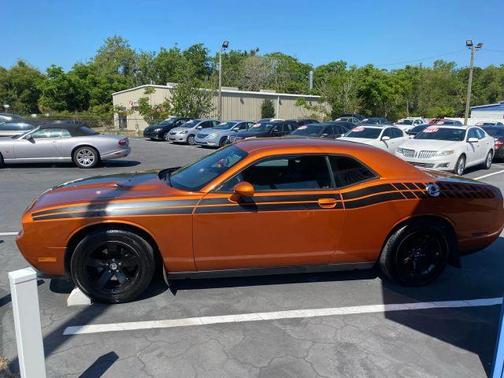 2011 Dodge Challenger Base