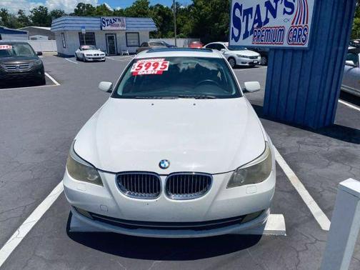2010 BMW 528 i