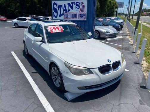 2010 BMW 528 i