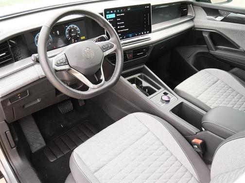 2025 Volkswagen Tiguan 2.0T S