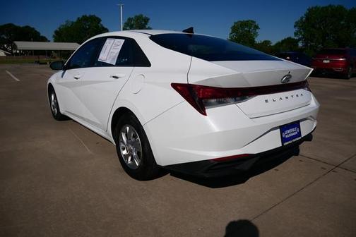 2021 Hyundai ELANTRA SE
