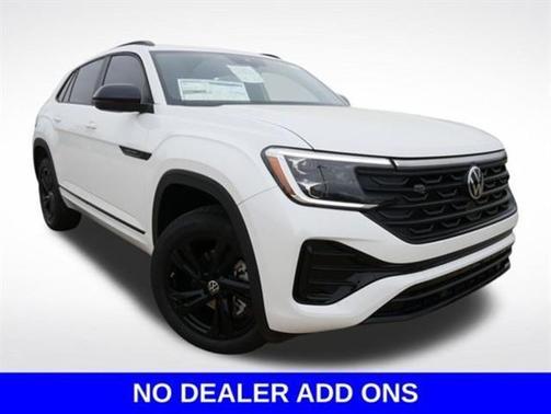 2025 Volkswagen Atlas Cross Sport 2.0T SEL R-Line Black