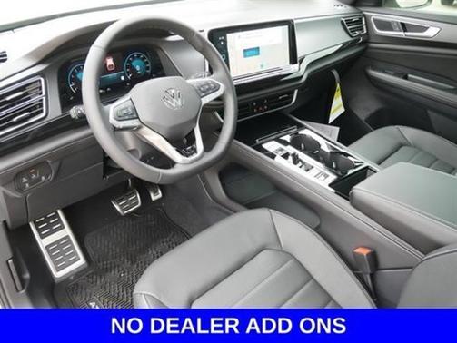 2025 Volkswagen Atlas Cross Sport 2.0T SEL R-Line Black