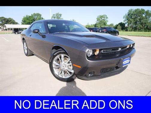 2023 Dodge Challenger SXT