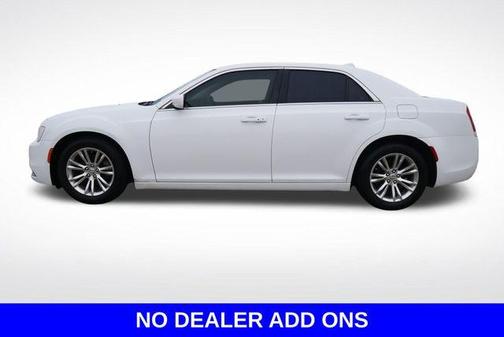 2017 Chrysler 300 Limited