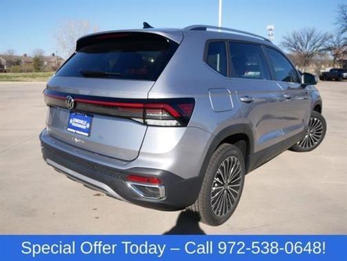 2025 Volkswagen Taos 1.5T SE