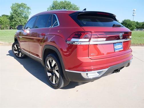 2025 Volkswagen Atlas Cross Sport 2.0T SEL