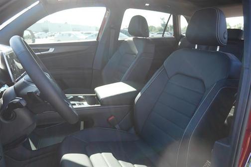 2025 Volkswagen Atlas Cross Sport 2.0T SEL