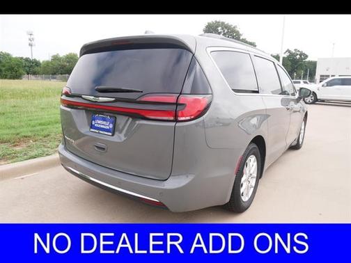 2022 Chrysler Pacifica Touring-L