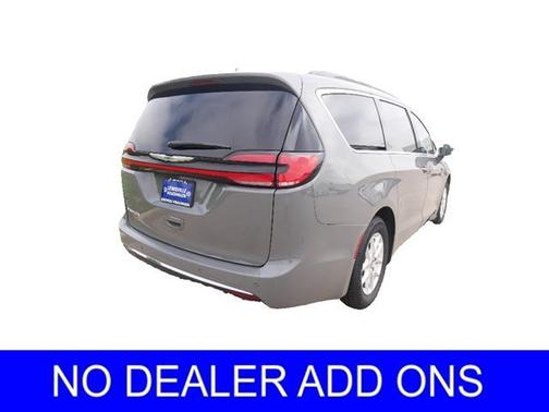 2022 Chrysler Pacifica Touring-L