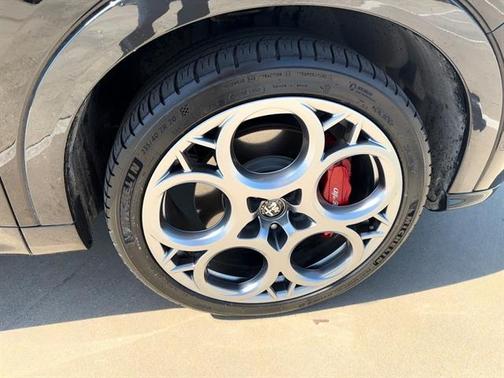 2024 Alfa Romeo Tonale Veloce