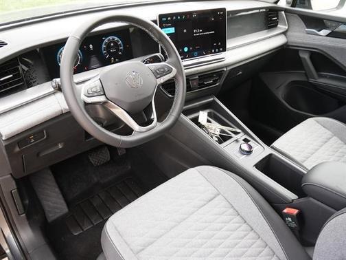 2025 Volkswagen Tiguan 2.0T S