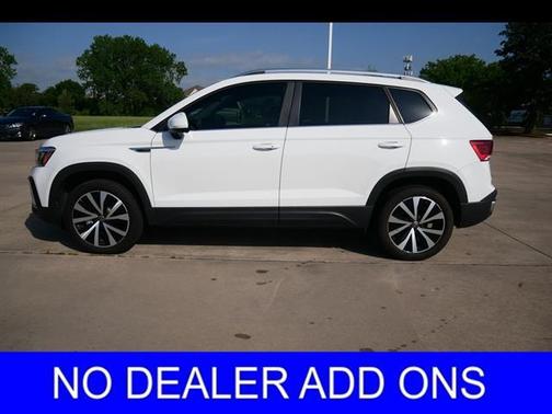 2024 Volkswagen Taos 1.5T SE