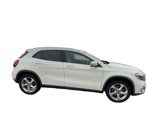 2018 Mercedes-Benz GLA 250 Base 4MATIC