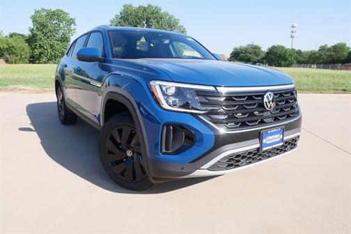 2025 Volkswagen Atlas Cross Sport 2.0T SE w/Technology