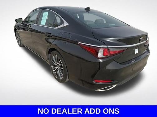 2022 Lexus ES 350 Base