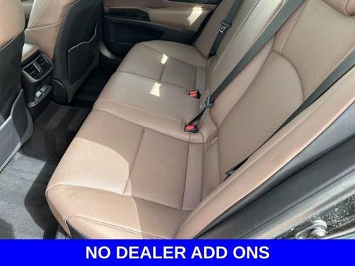 2022 Lexus ES 350 Base