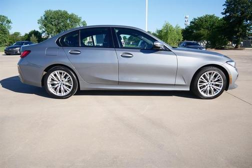 2023 BMW 330 i
