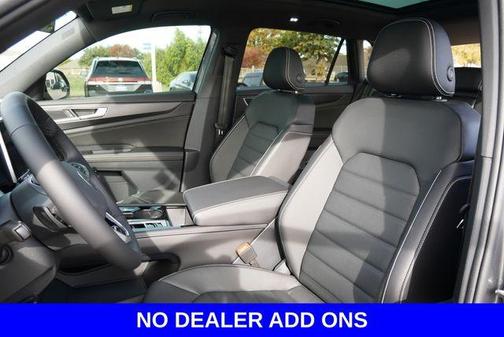 2025 Volkswagen Atlas Cross Sport 2.0T SEL R-Line Black