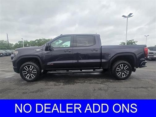 2022 GMC Sierra 1500 AT4