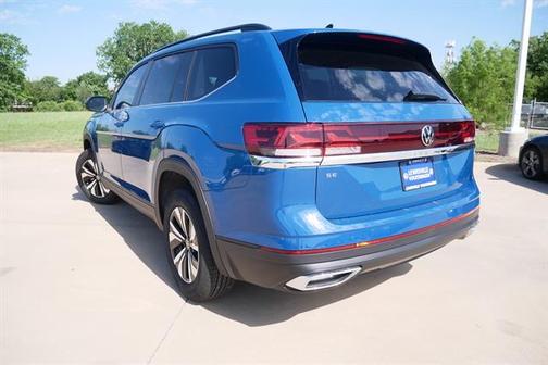 2025 Volkswagen Atlas 2.0T SE