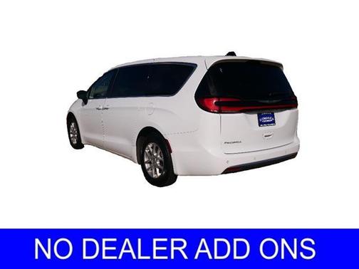 2023 Chrysler Pacifica Touring-L