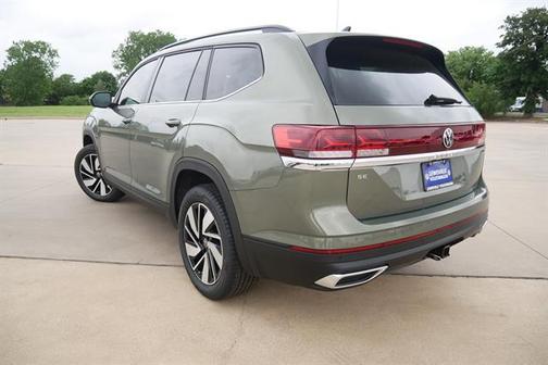 2025 Volkswagen Atlas 2.0T SE w/Technology