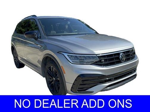 2022 Volkswagen Tiguan 2.0T SE R-Line Black