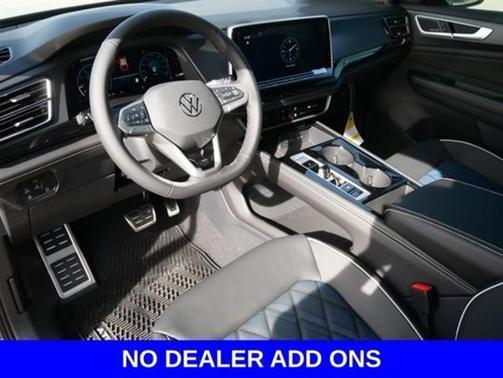 2025 Volkswagen Atlas Cross Sport 2.0T SEL Premium R-Line