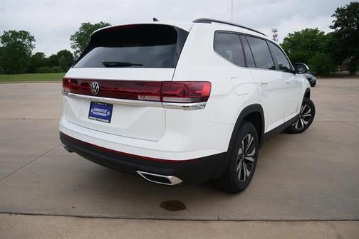 2025 Volkswagen Atlas 2.0T SE