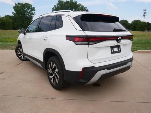 2025 Volkswagen Tiguan 2.0T S