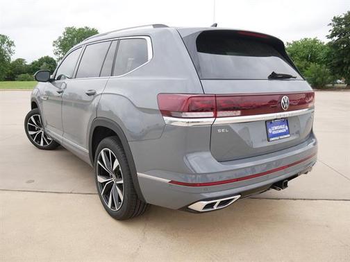 2025 Volkswagen Atlas 2.0T SEL Premium R-Line