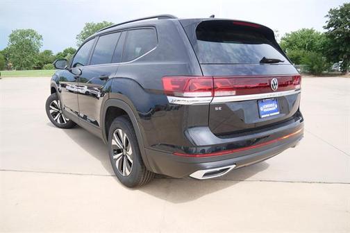 2025 Volkswagen Atlas 2.0T SE
