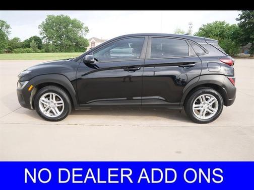 2023 Hyundai KONA SE