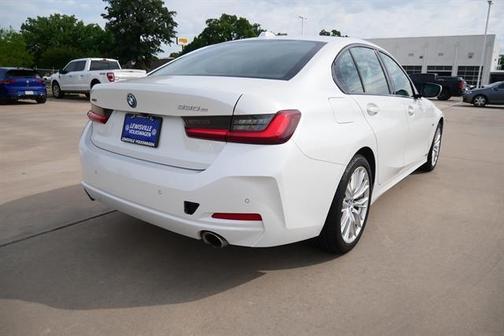 2023 BMW 330e xDrive
