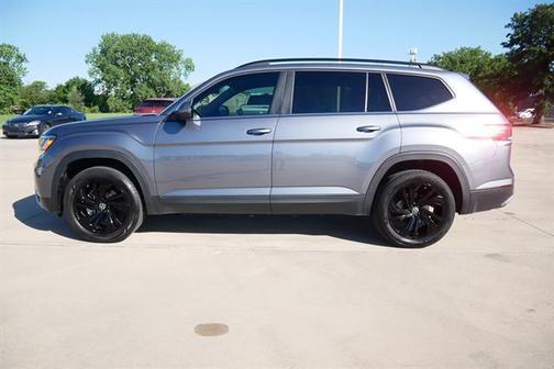 2023 Volkswagen Atlas 3.6L SE w/Technology