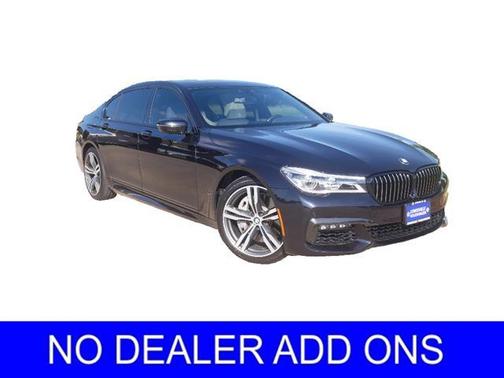 2019 BMW 750 i