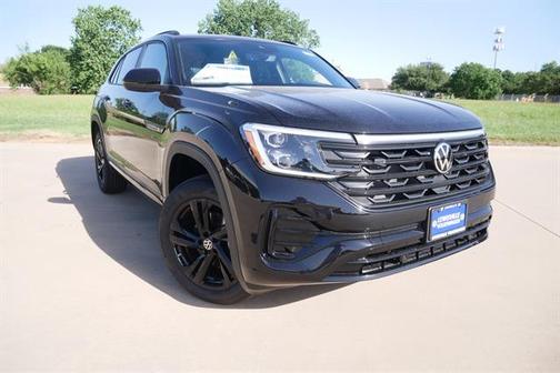 2025 Volkswagen Atlas Cross Sport 2.0T SEL R-Line Black