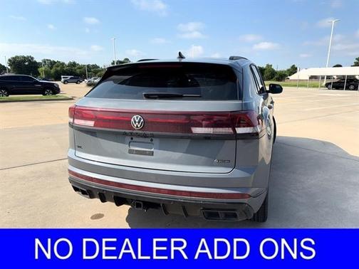 2025 Volkswagen Atlas Cross Sport 2.0T SEL R-Line Black