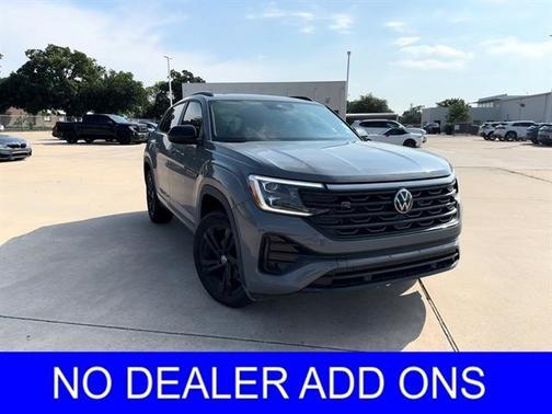 2025 Volkswagen Atlas Cross Sport 2.0T SEL R-Line Black