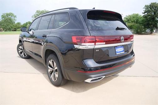 2025 Volkswagen Atlas 2.0T SE