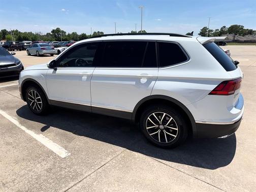 2021 Volkswagen Tiguan 2.0T SE