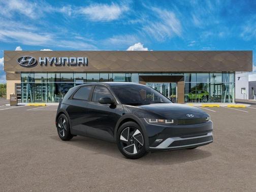 Abyss Black 2026 Hyundai IONIQ 5 SE
