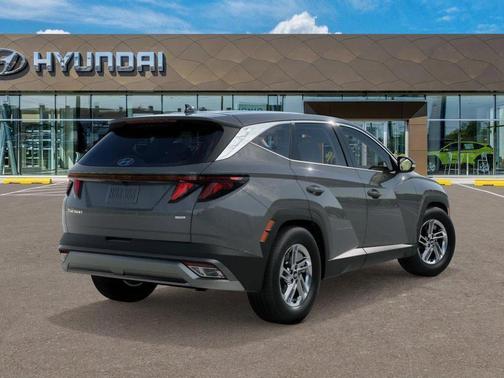 Hampton Gray 2026 Hyundai TUCSON SE
