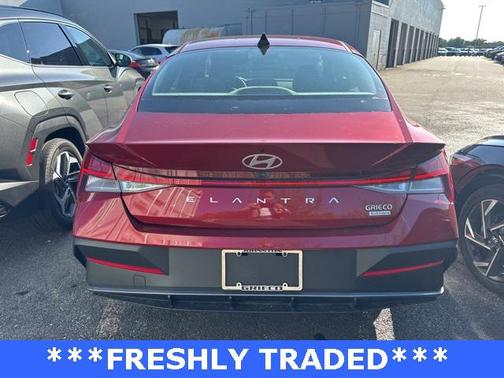 2024 Hyundai ELANTRA HEV Blue