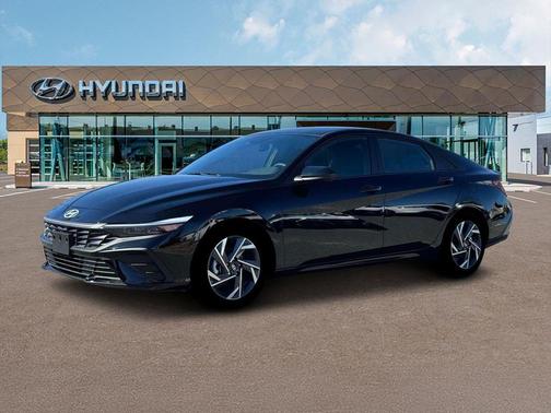 2025 Hyundai ELANTRA HEV SEL Sport