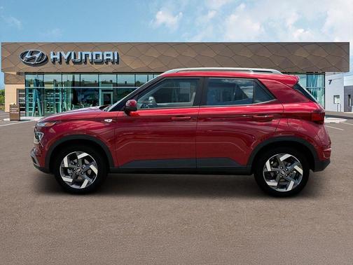 2025 Hyundai VENUE Limited