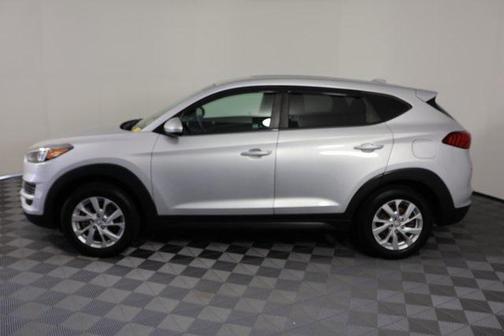 Molten Silver 2019 Hyundai TUCSON SE