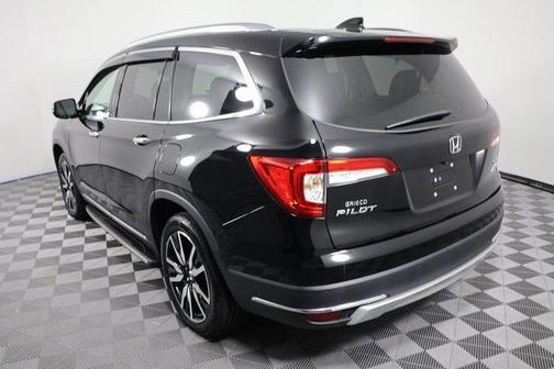 2021 Honda Pilot Touring 8-Passenger