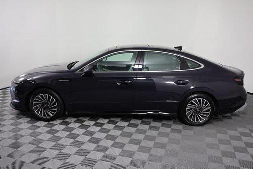 2024 Hyundai SONATA Hybrid Limited